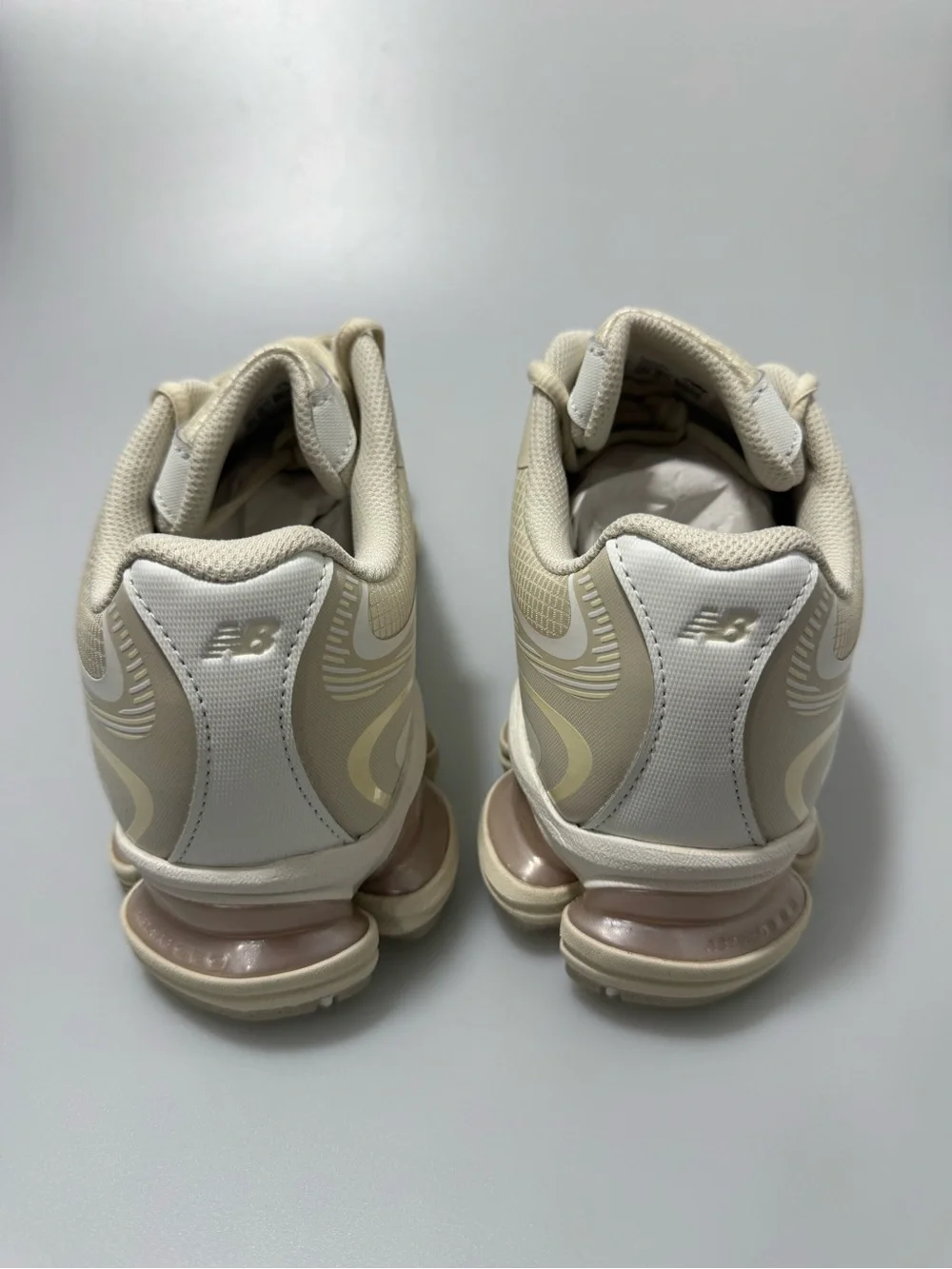 New Balance Abzorb 2000 Linen Sea Salt Sneakers Men’s Size 12 U20004PO